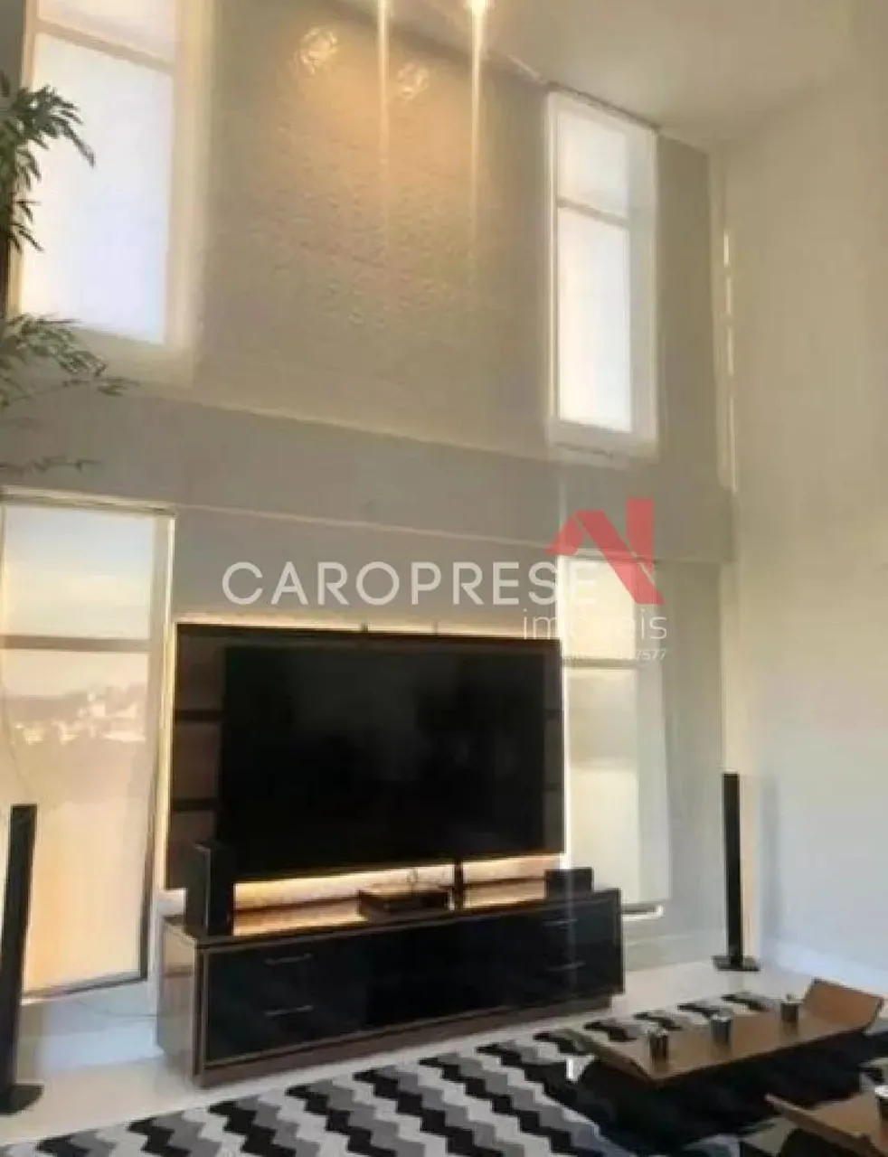 Furnished apartment with 3 bedrooms and glass balcony — photo 12