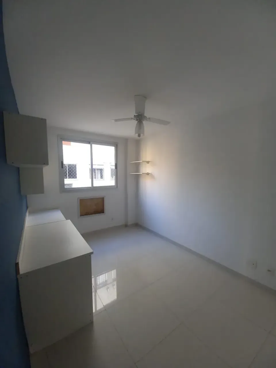 2-bedroom apartment with open-plan kitchen — photo 3