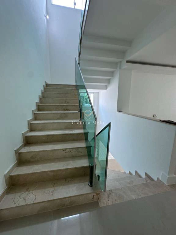 Casa moderna com 5 suítes e 8 banheiros, 10 vagas cobertas — photo 22