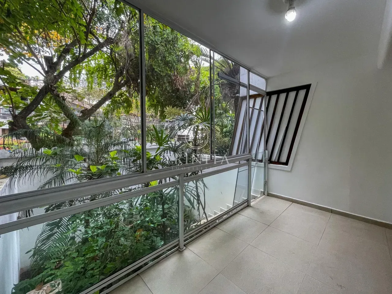 House for rent with 4 bedrooms and 5 bathrooms — photo 9