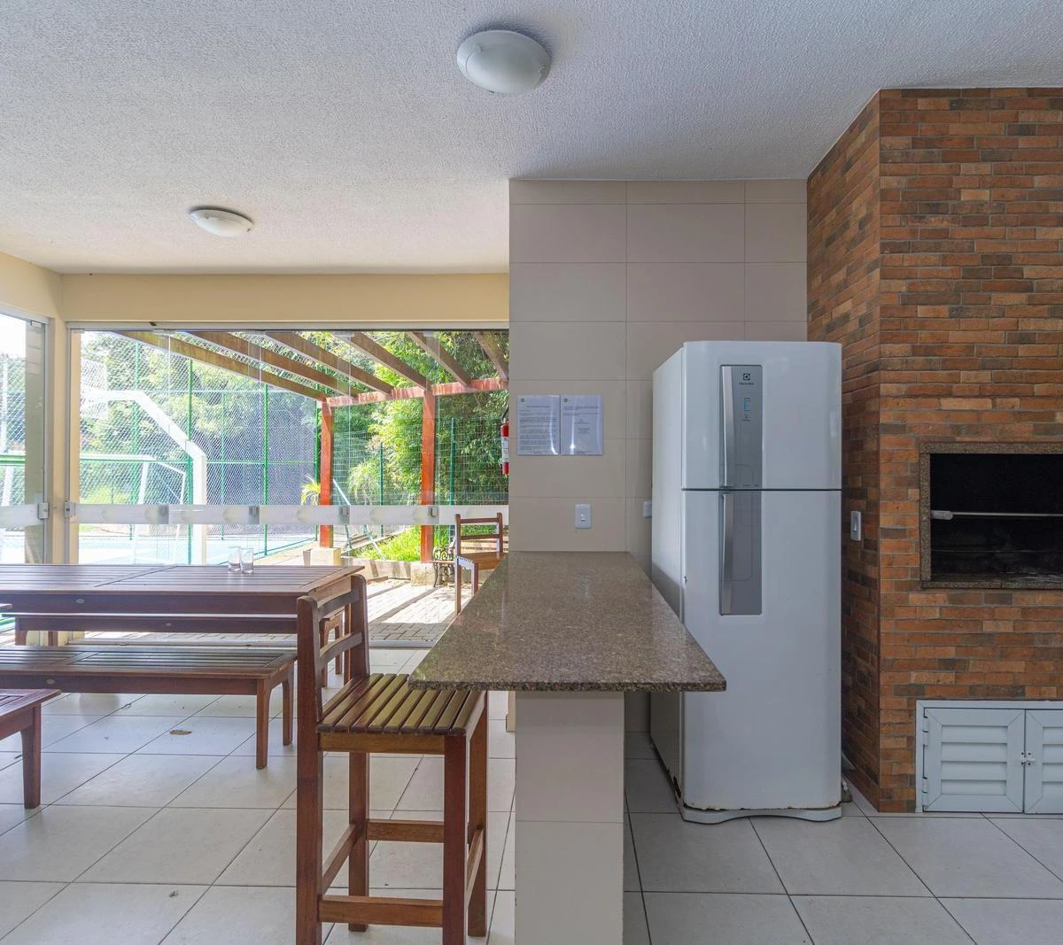 3-bedroom apartment with a home office in Curitiba — photo 15