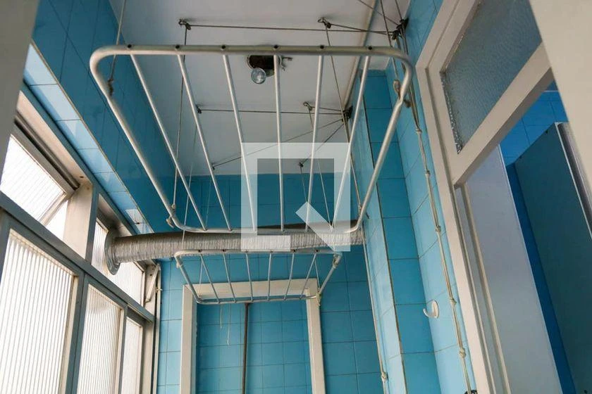 70 m² apartment with 2 bedrooms and a separate kitchen — photo 32