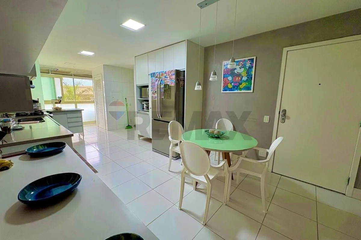 Apartamento de 315 m² com 4 dormitórios e 5 banheiros — photo 40