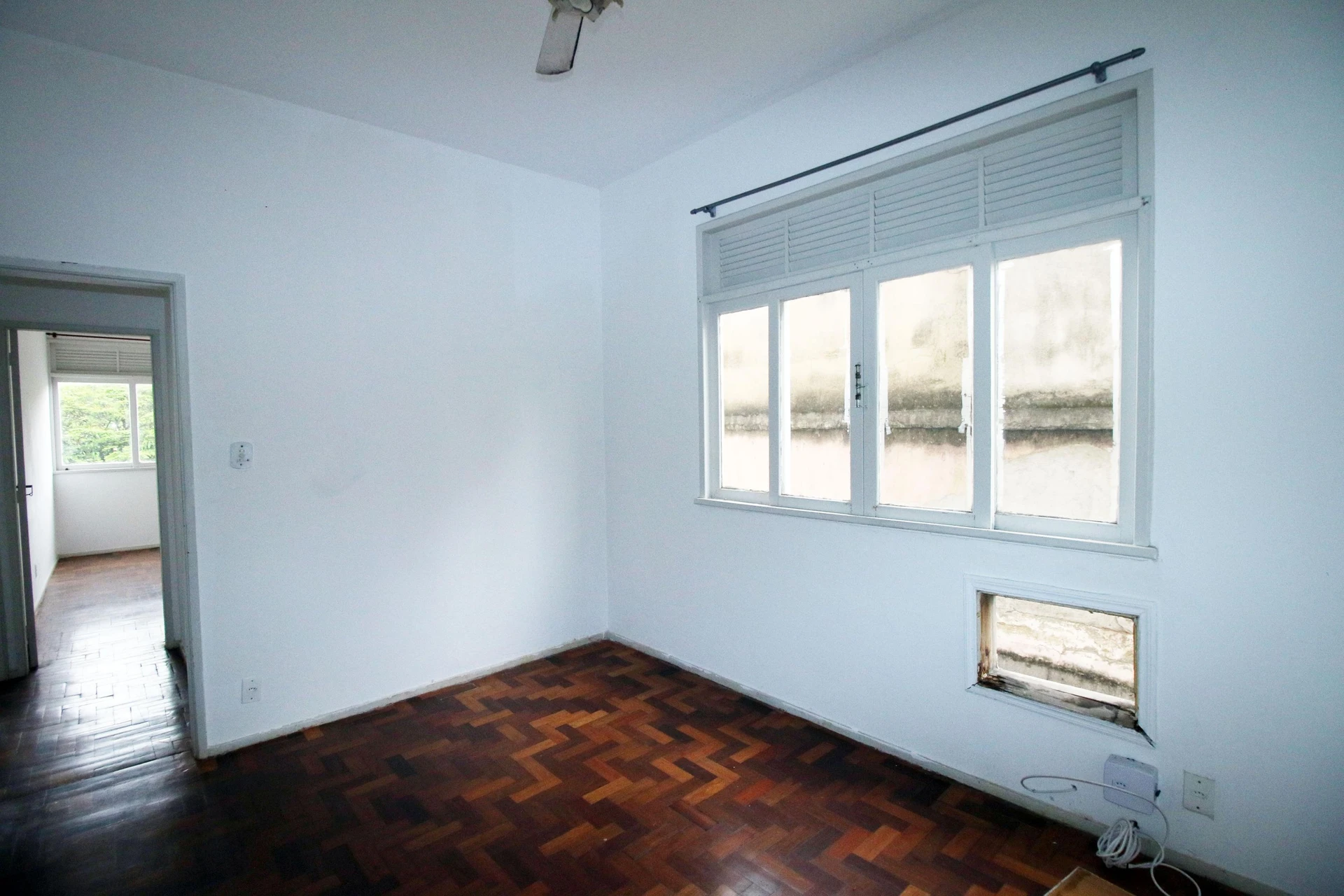 Wood or laminate floors in a 2-bedroom apartment, 63 m² — photo 23