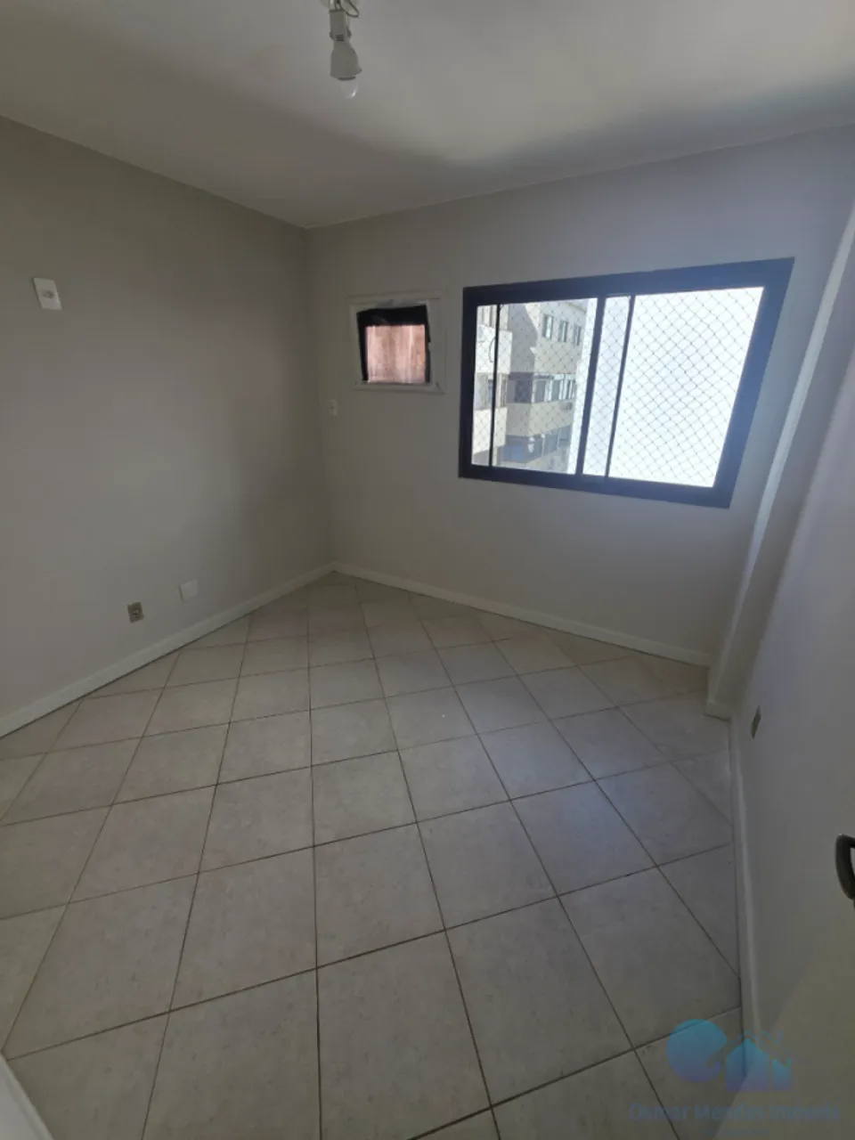 Apartment with 3 bedrooms, 2 bathrooms and a balcony — photo 10