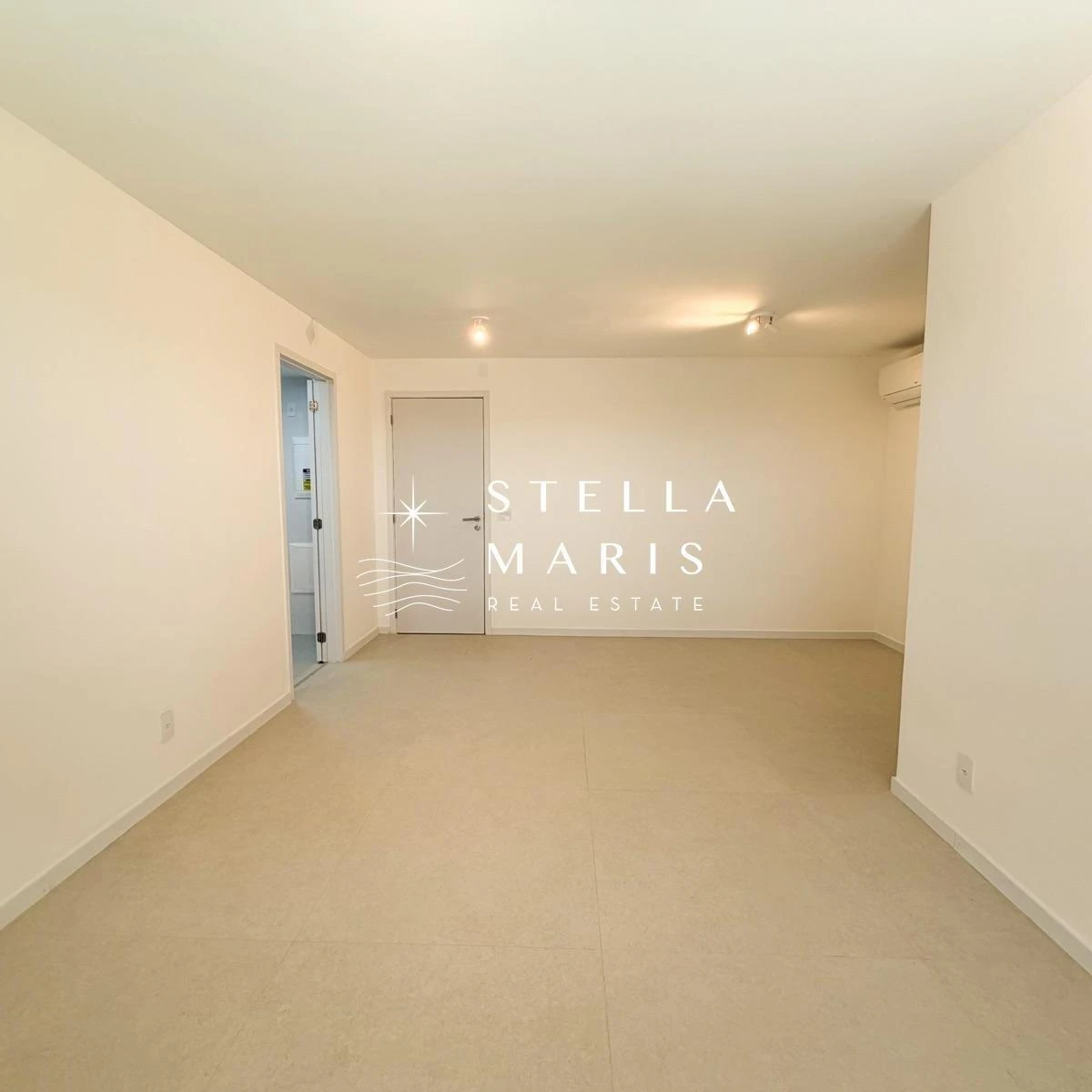 2-bedroom apartment in a building with a pool — photo 21