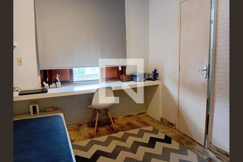 Будинок для оренди з 6 спальнями та 1200 м² — photo 12