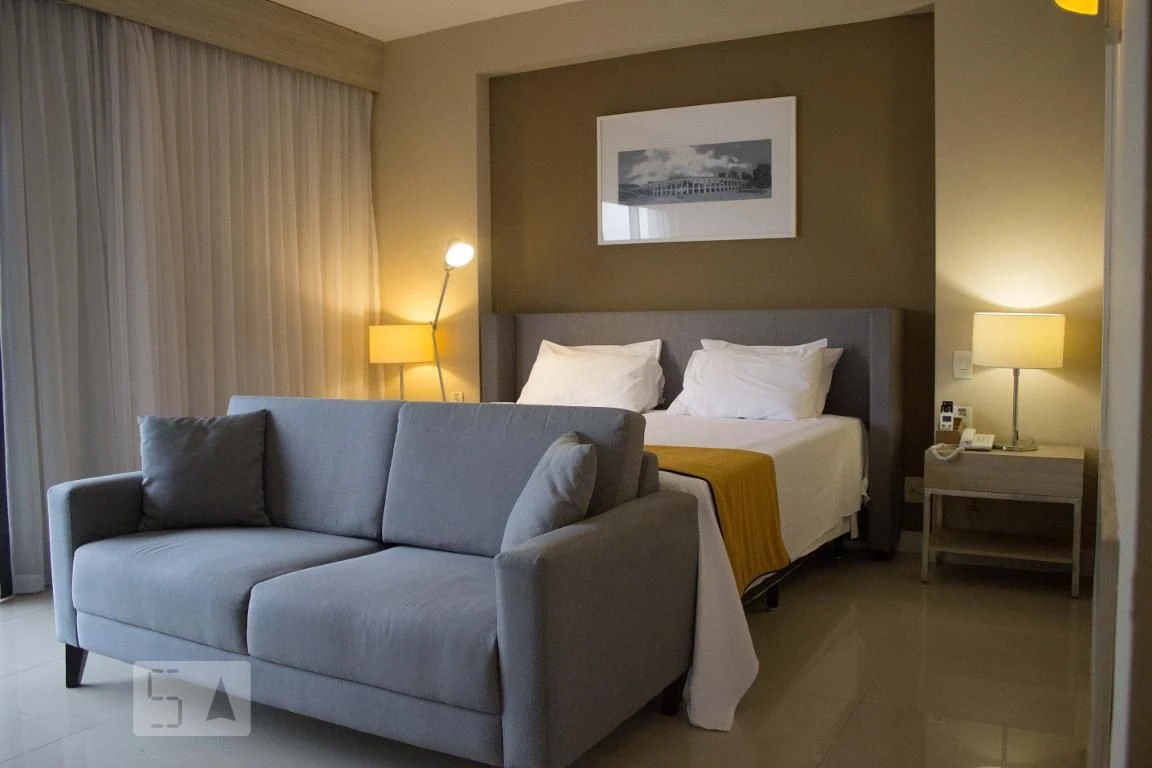Furnished 2-bedroom apartment with a balcony