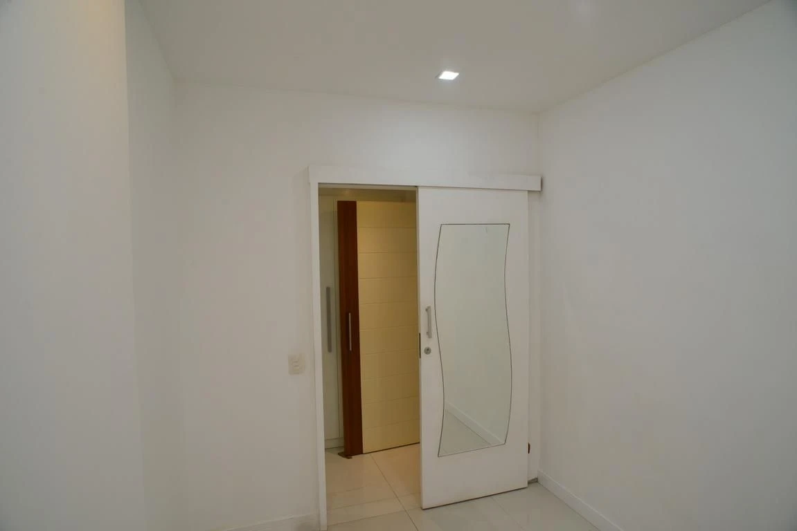 Apartamento, 139 m², com janelas do piso ao teto — photo 36