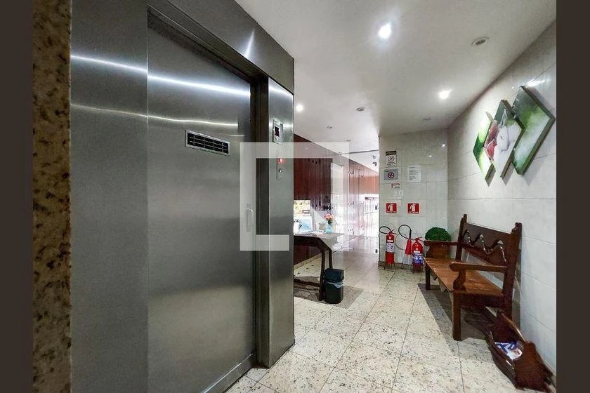 Furnished apartment, 70 m², with a walk-in closet — photo 41