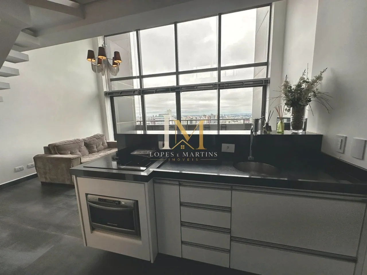 One-bedroom apartment in a building with a gym — photo 23