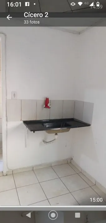 Unfurnished 2-bedroom apartment with a compact kitchenette — photo 15