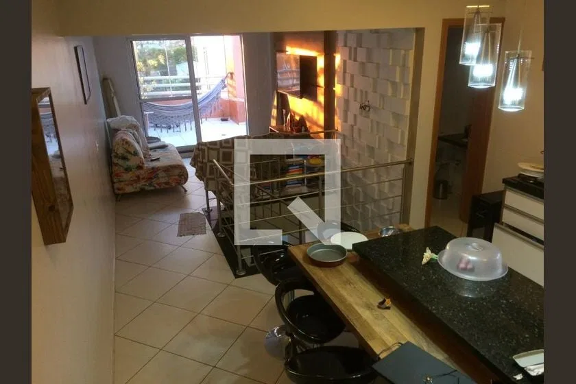 Квартира 240 м² з 3 спальнями та 2 паркомісцями