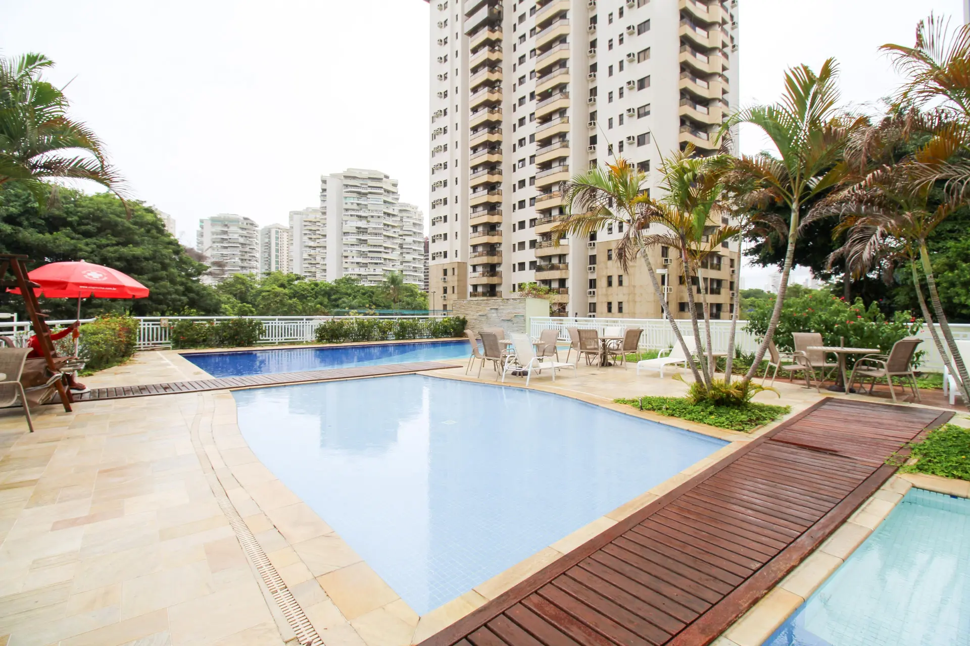 Apartamento mobiliado com 2 quartos e varanda envidraçada — photo 24