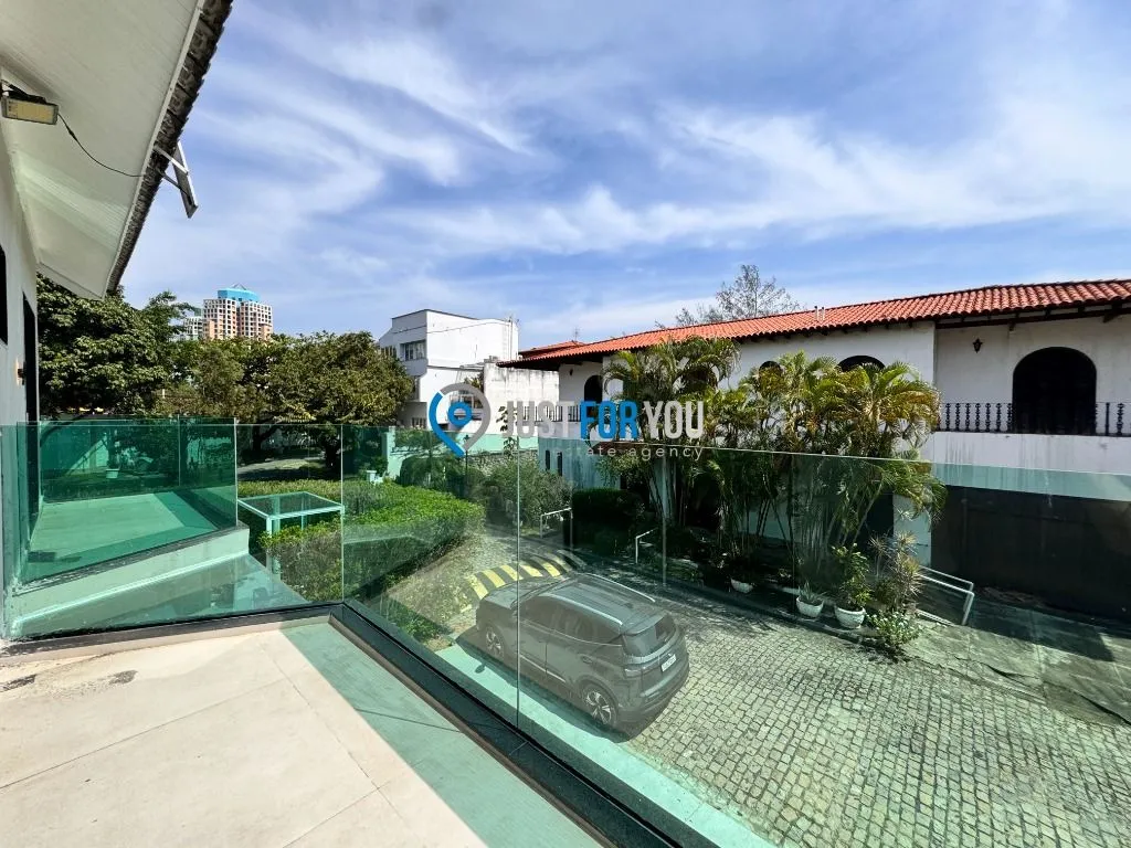 4-bedroom house with a jacuzzi in Rio de Janeiro — photo 6