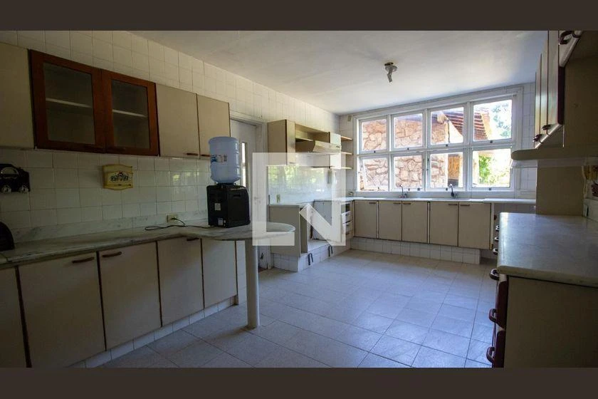 Unfurnished house with 3 bedrooms and 5 baths, 1500 m² — photo 24