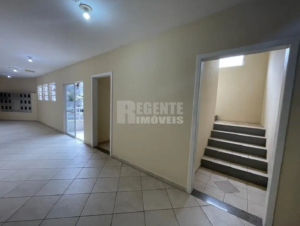 Furnished 30 m² studio with 1 parking space and 1 bath — photo 12