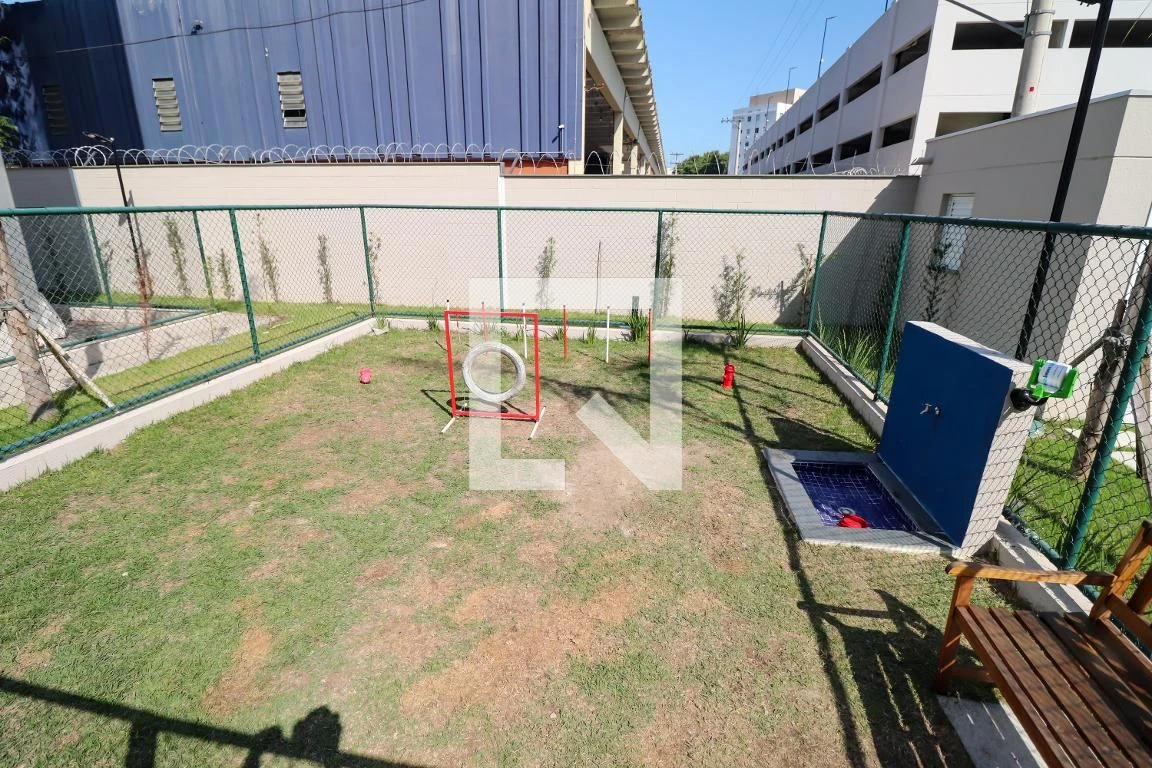 Apartamento sem mobília com 2 quartos e garagem — photo 17