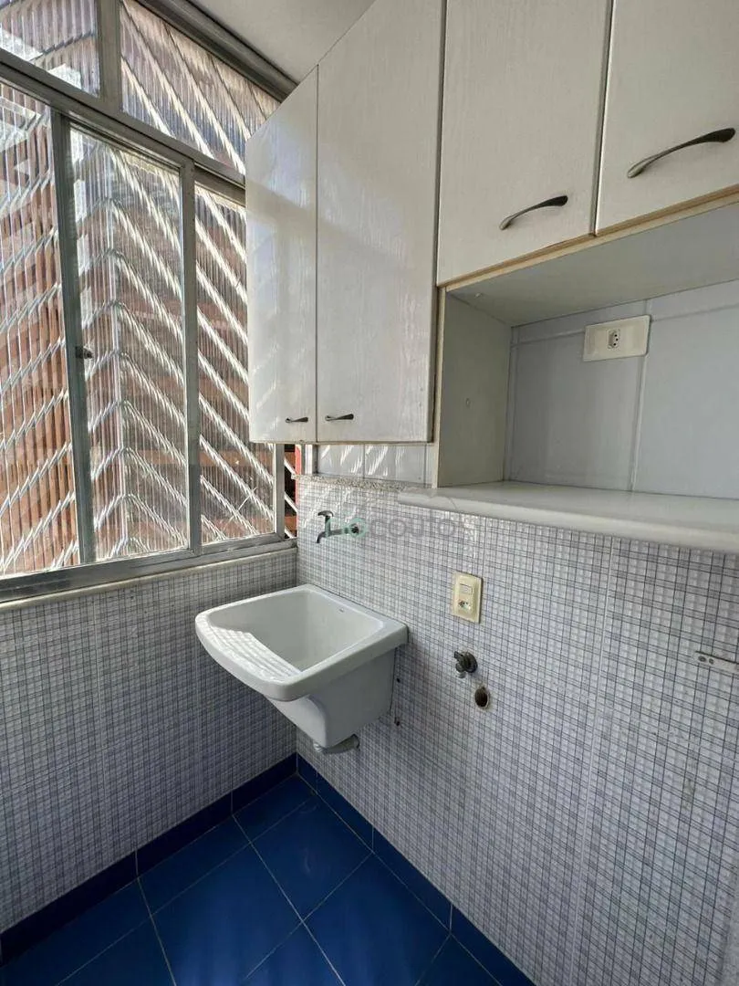 2-bedroom apartment with a suite and open views — photo 22