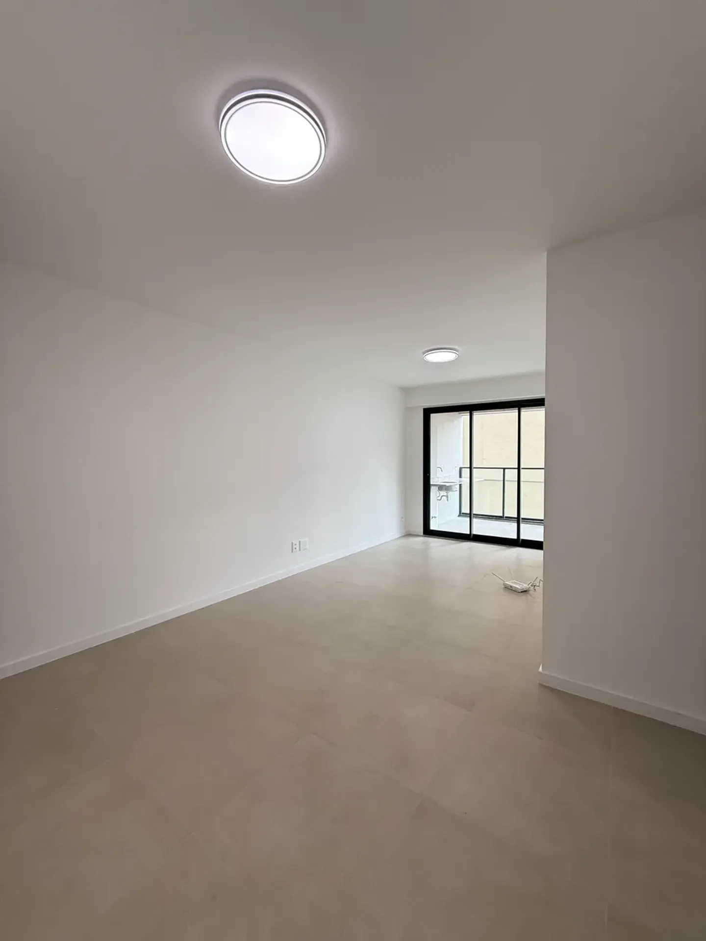 3-bedroom apartment with suite and 101 m² on the 6th floor — photo 29