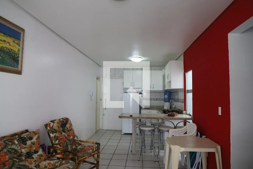 Apartamento mobiliado com 2 quartos e varanda — photo 7