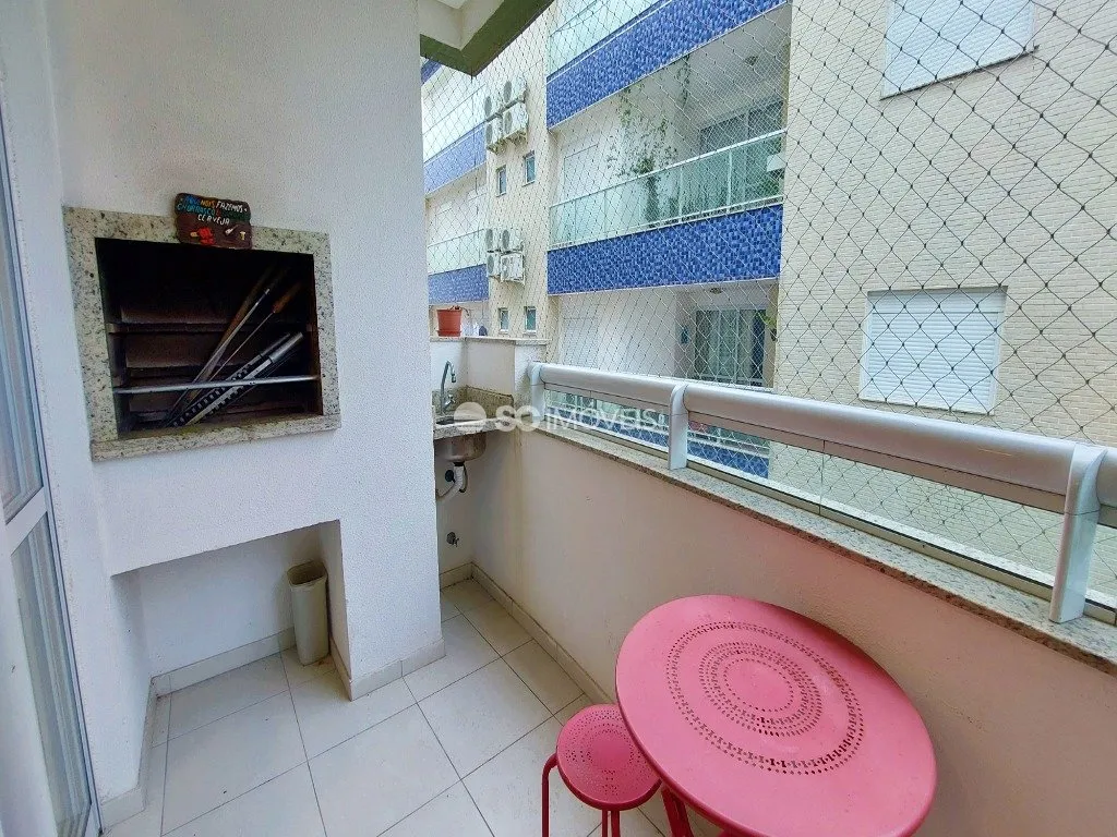 2-bedroom apartment with a washing machine in Florianópolis — photo 15
