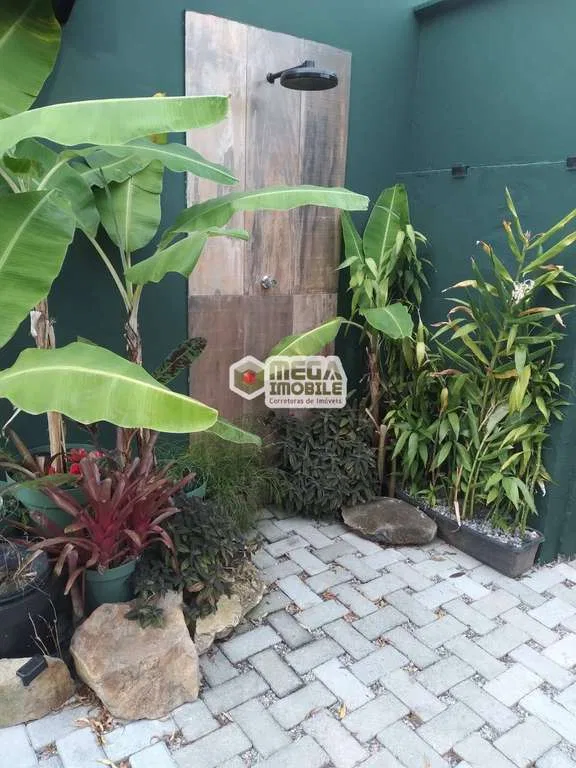 One-bedroom house with a home office in Florianópolis — photo 18