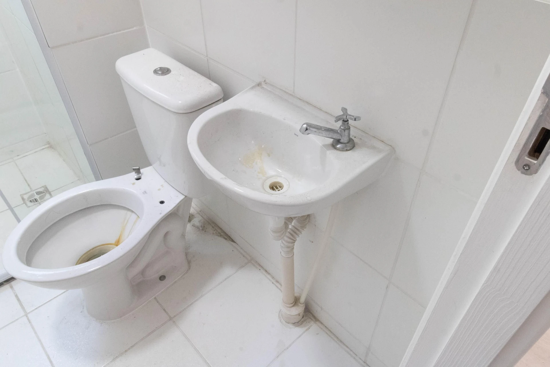 Unfurnished rental apartment with 2 bedrooms and 1 parking spot — photo 31