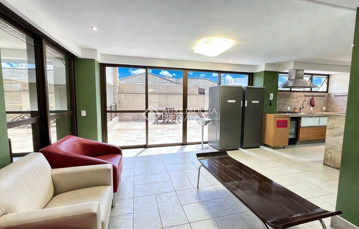 Вид на парк та 2 спальні: квартира 40 м² — photo 47