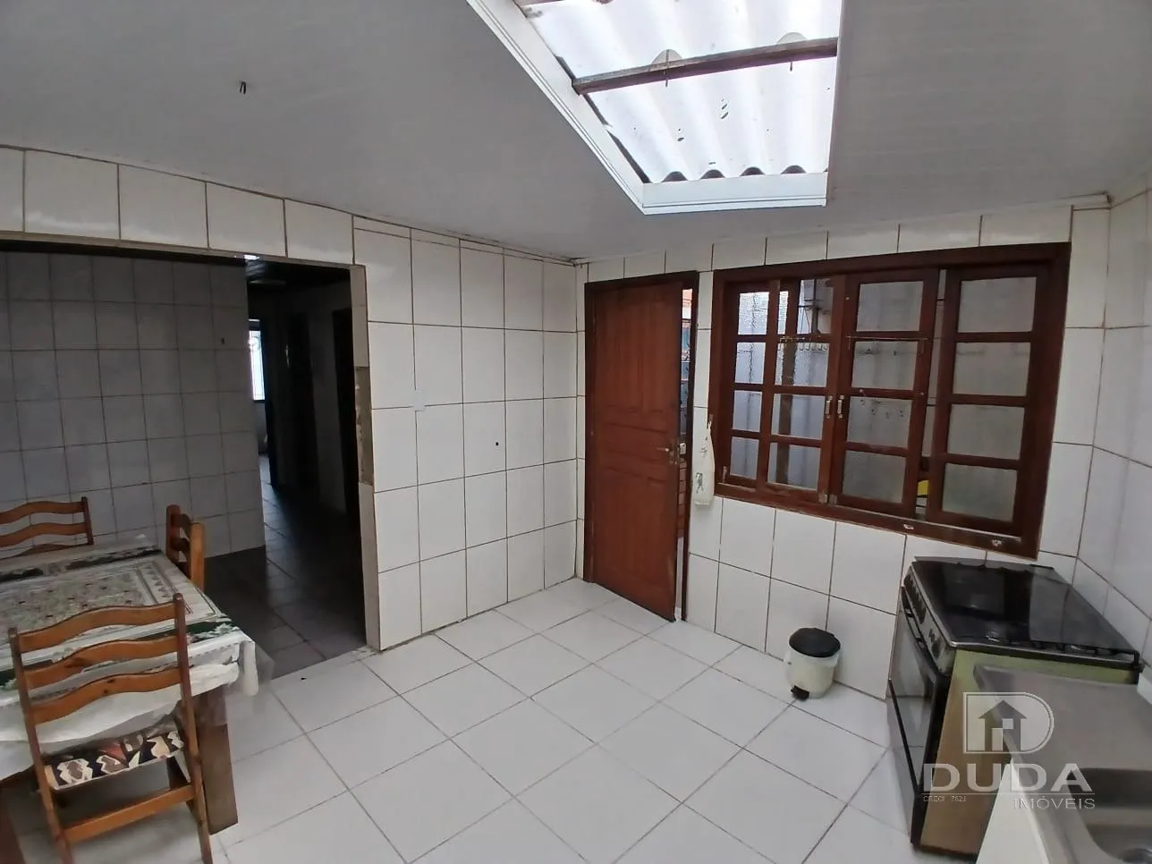 Casa amueblada con cocina cerrada y fogón a gas — photo 24