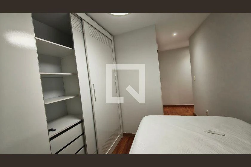 Washing machine in a 4-bedroom apartment, 205 m² — photo 32