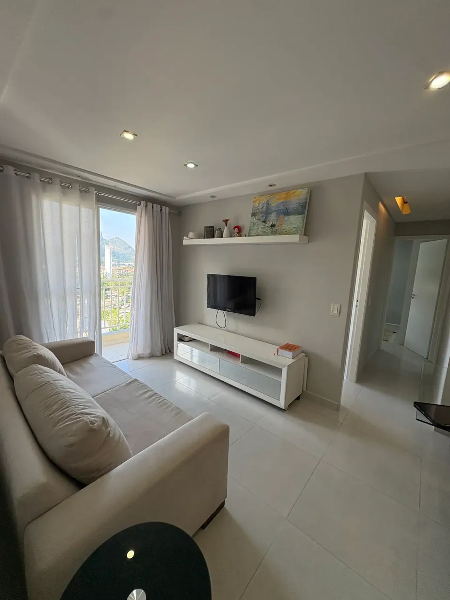Apartment on the 12th floor with a mountain view — photo 10
