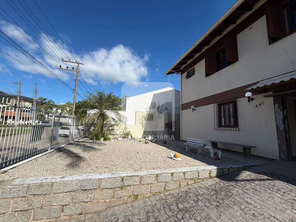Casa de 3 quartos com suíte e 450 m², 3 vagas — photo 5