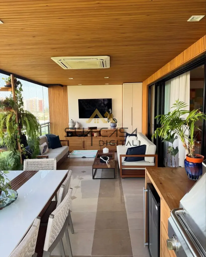 Furnished 220 m² apartment with 4 bedrooms and 3 parking