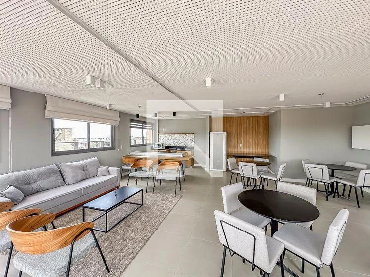 2-bedroom apartment in a building with a gym — photo 47