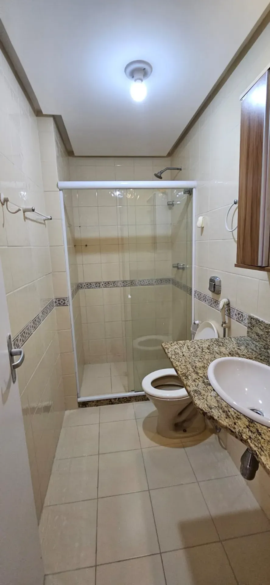 4-bedroom apartment with a mountain view — photo 18