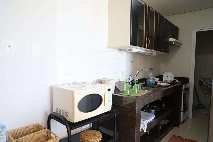 1-bedroom apartment with a balcony and private BBQ — photo 20