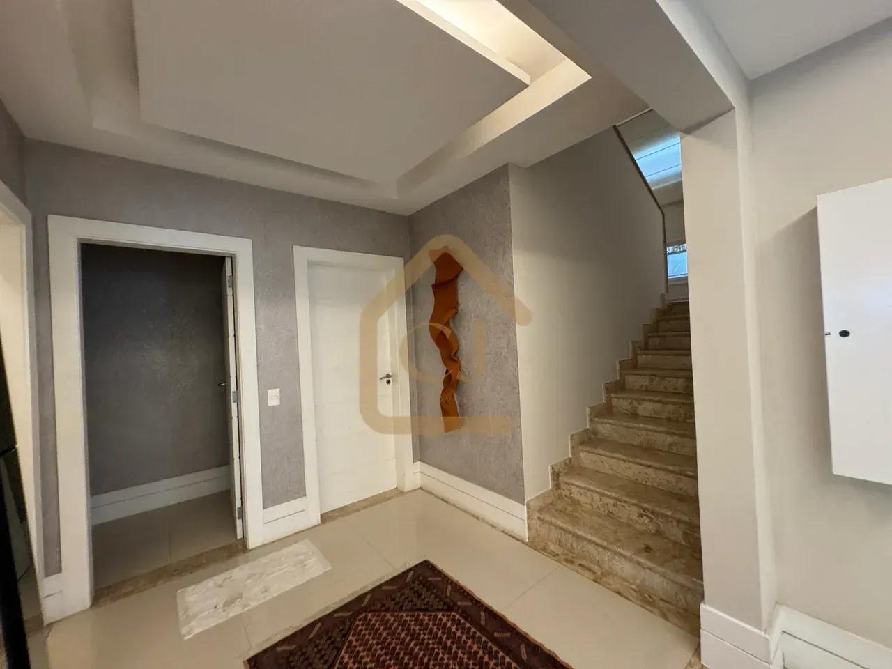 Furnished triplex house with 5 bedrooms and 5 bathrooms — photo 19
