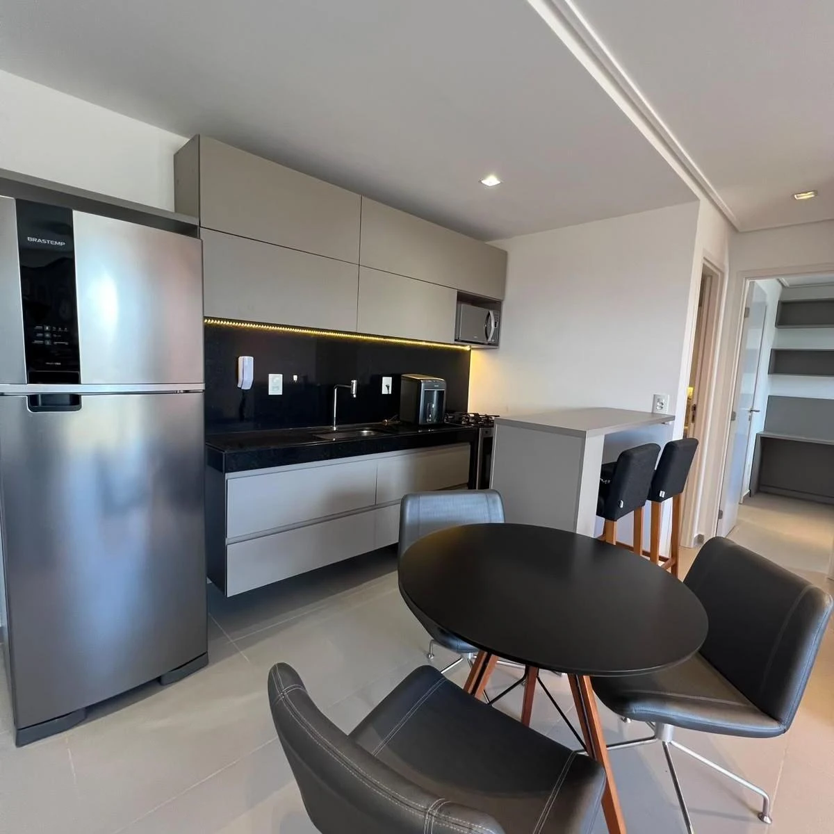 Furnished 63 m² apartment with 2 bedrooms and 2 baths — photo 25