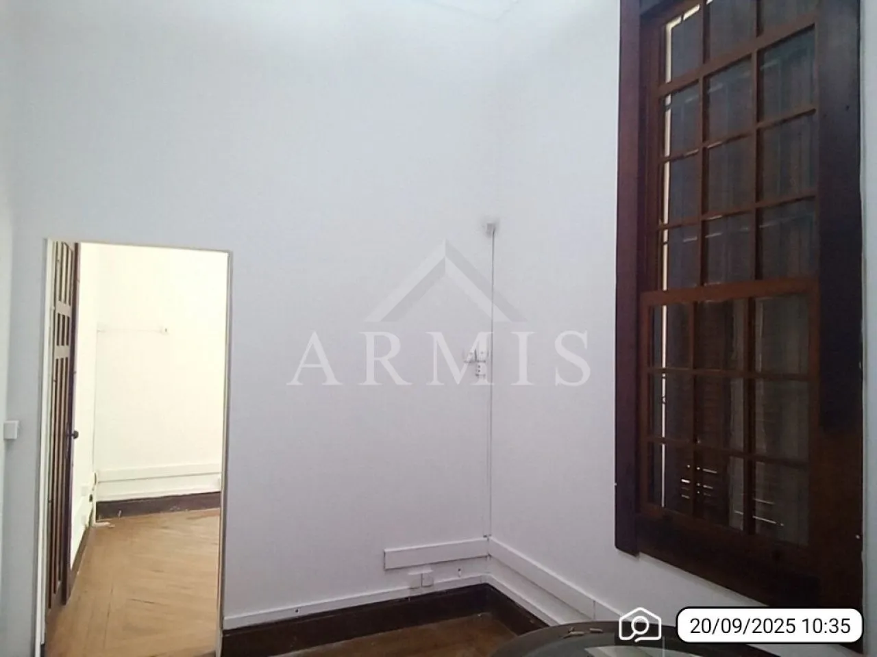 House with 1 bedroom and 5 bathrooms, 1313 m² — photo 11
