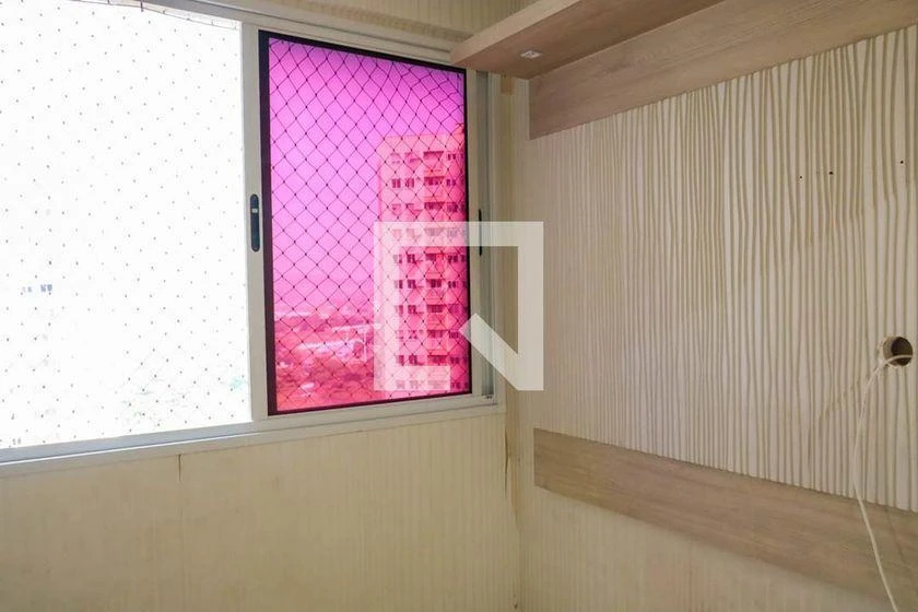 2-bedroom apartment in a building with a gym — photo 16