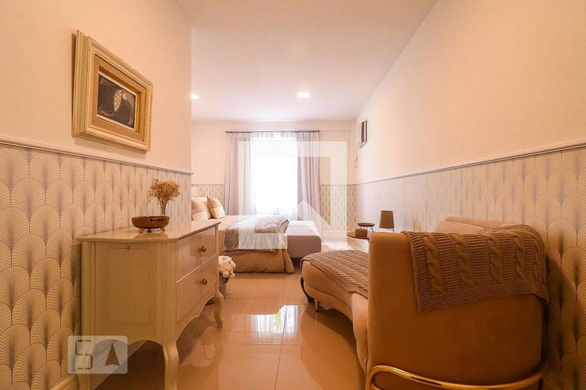 House, 450 m², with a private pool — photo 17