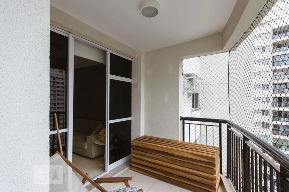 60 m² apartment with a walk-in closet and a home office — photo 26