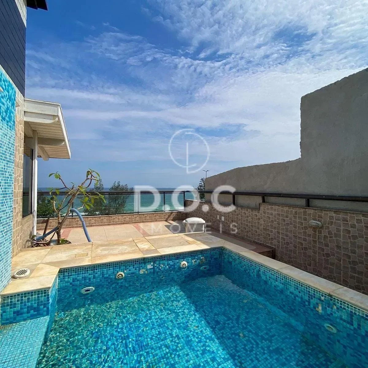 Duplex penthouse for rent with 5 en-suite bedrooms