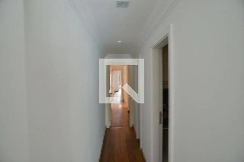 Apartamento de 4 quartos com 215 m² e varanda envidraçada — photo 35
