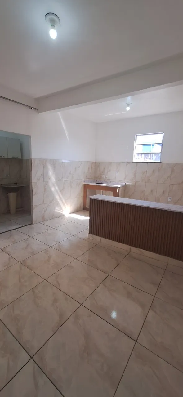 House with 1 bedroom and a separate kitchen