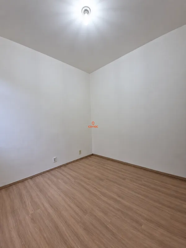 Apartment on the 1st floor with wood or laminate floors — photo 18