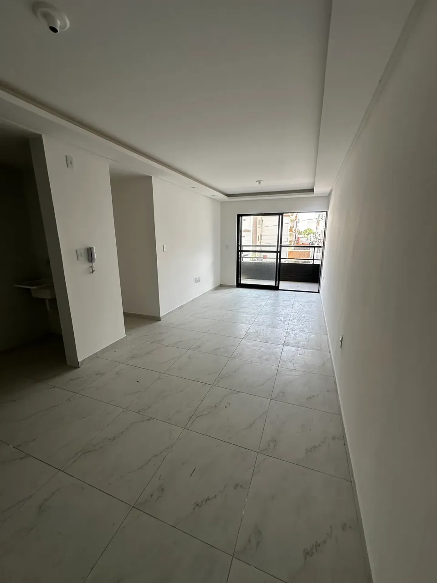 3-bedroom apartment, 1 with its own bathroom, 72 m² — photo 4