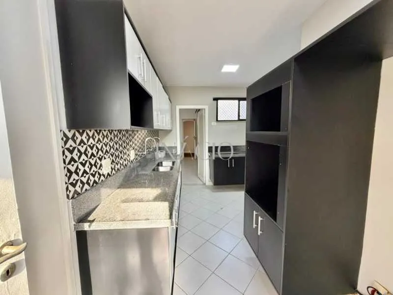 Apartamento de 350 m² com churrasqueira privativa e banheira — photo 16