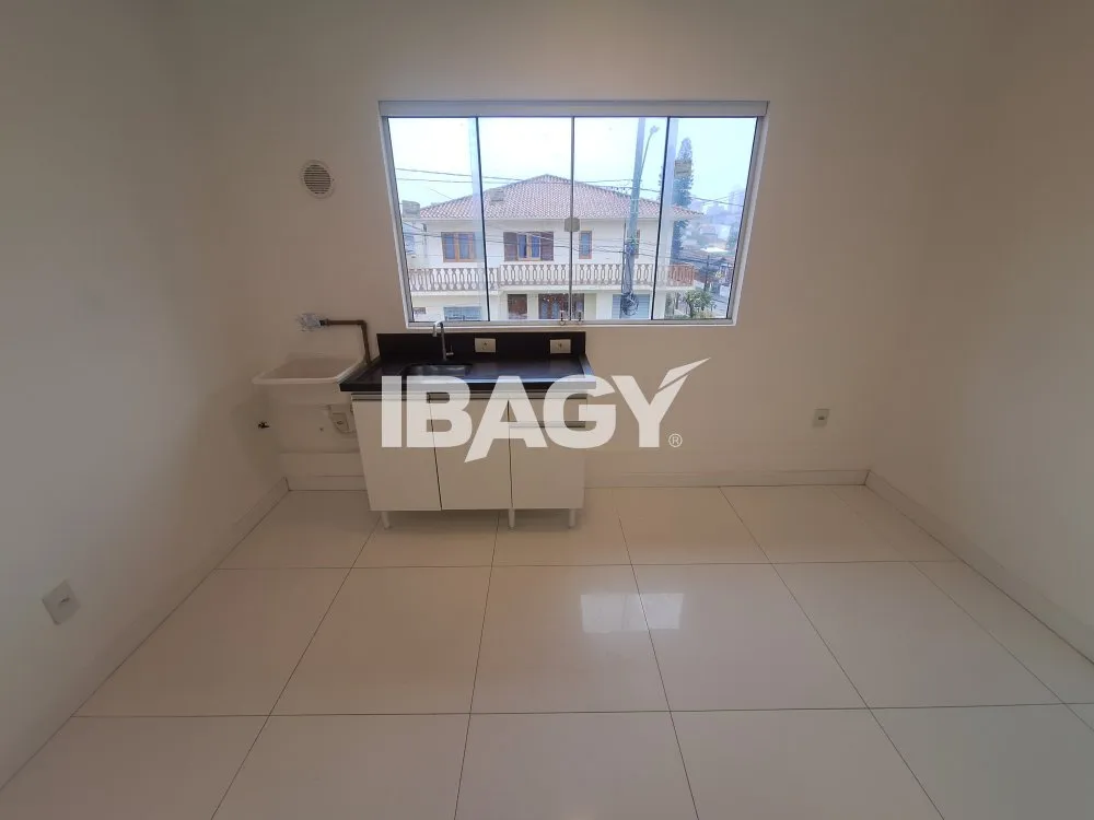 Unfurnished 2-bedroom apartment with 48 m² and kitchenette — photo 4